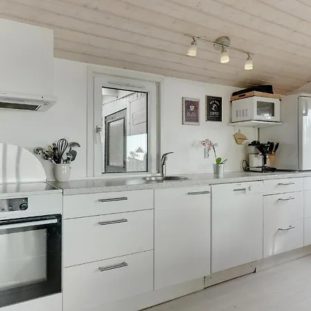 Beautiful In With Indoor Swimming Pool Holiday home *
